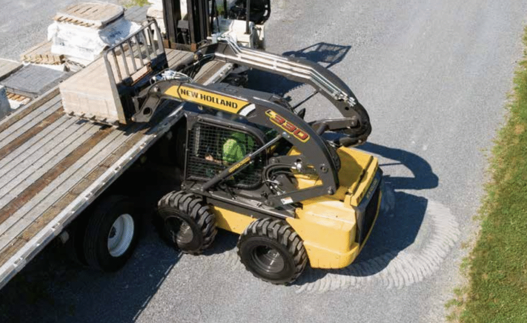 newholland-c332-image2-1024×629